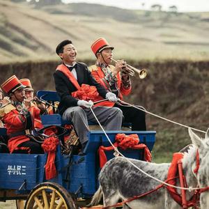 双手脚铐口球锁入笼子文
